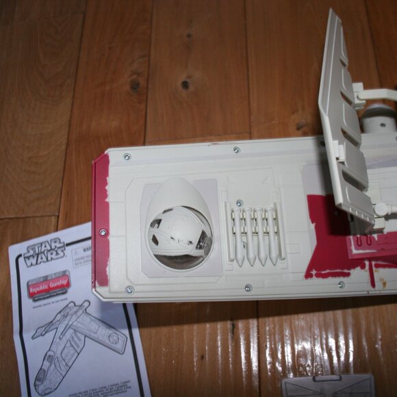 Star Wars Attack of the Clones Republic Gunship - Picture 11 of 13